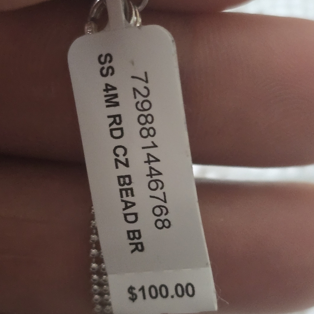 $100 Macy's Women Elegant Silver Hand Bracelet New Party - Picture 6 of 13